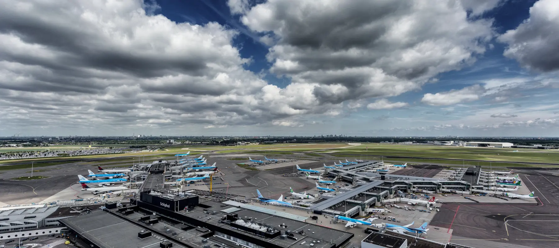 Aangepast luchtverkeer tijdens dodenherdenkingen