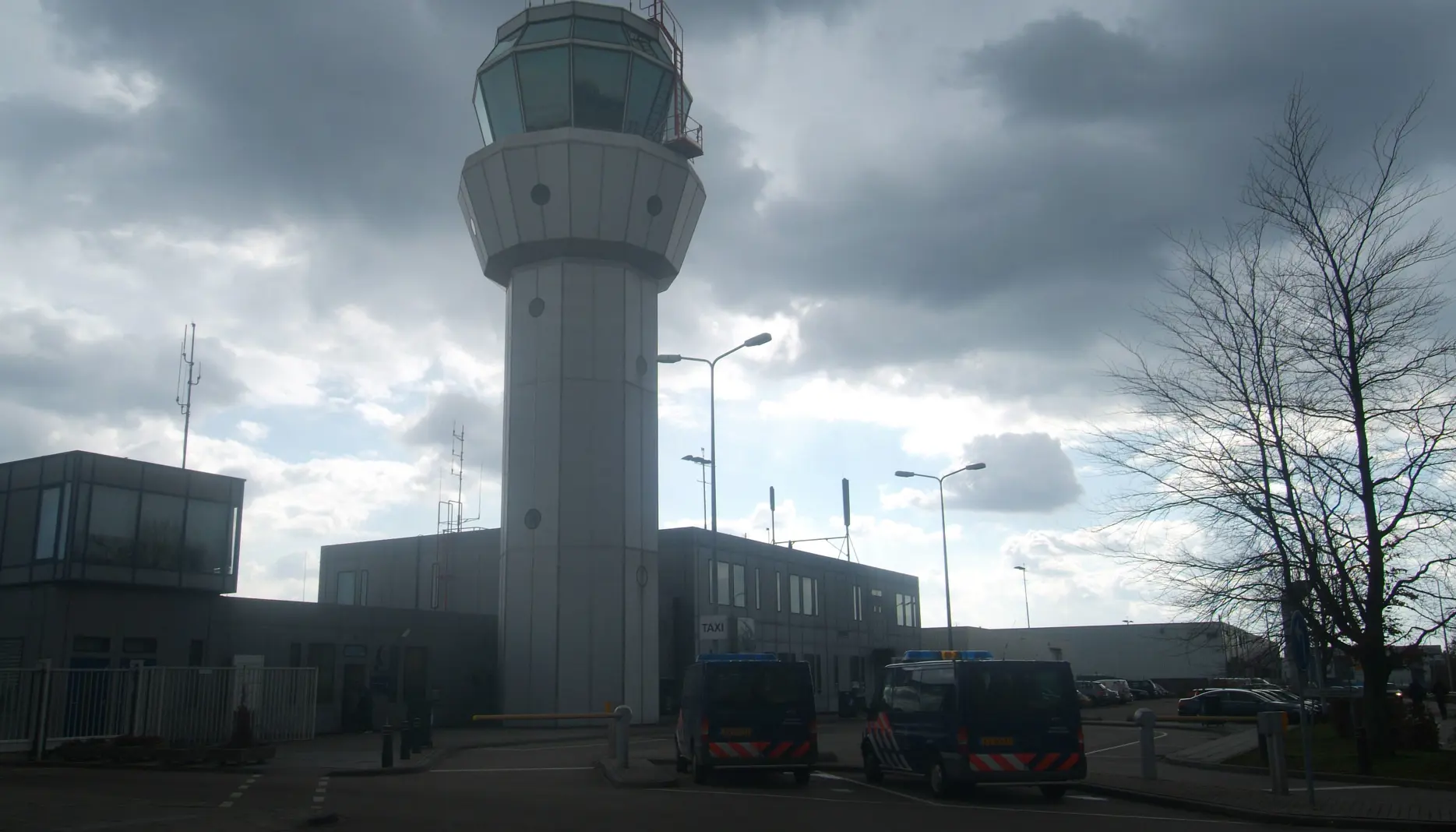 Aangepaste dienstverlening LVNL op Maastricht Aachen Airport door COVID